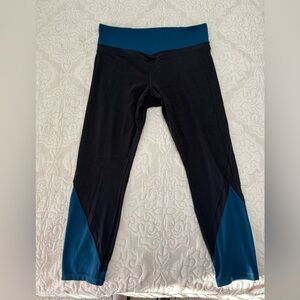 ATHLETA teal Elevation 7/8 tight high rise leggings yoga activewear size L